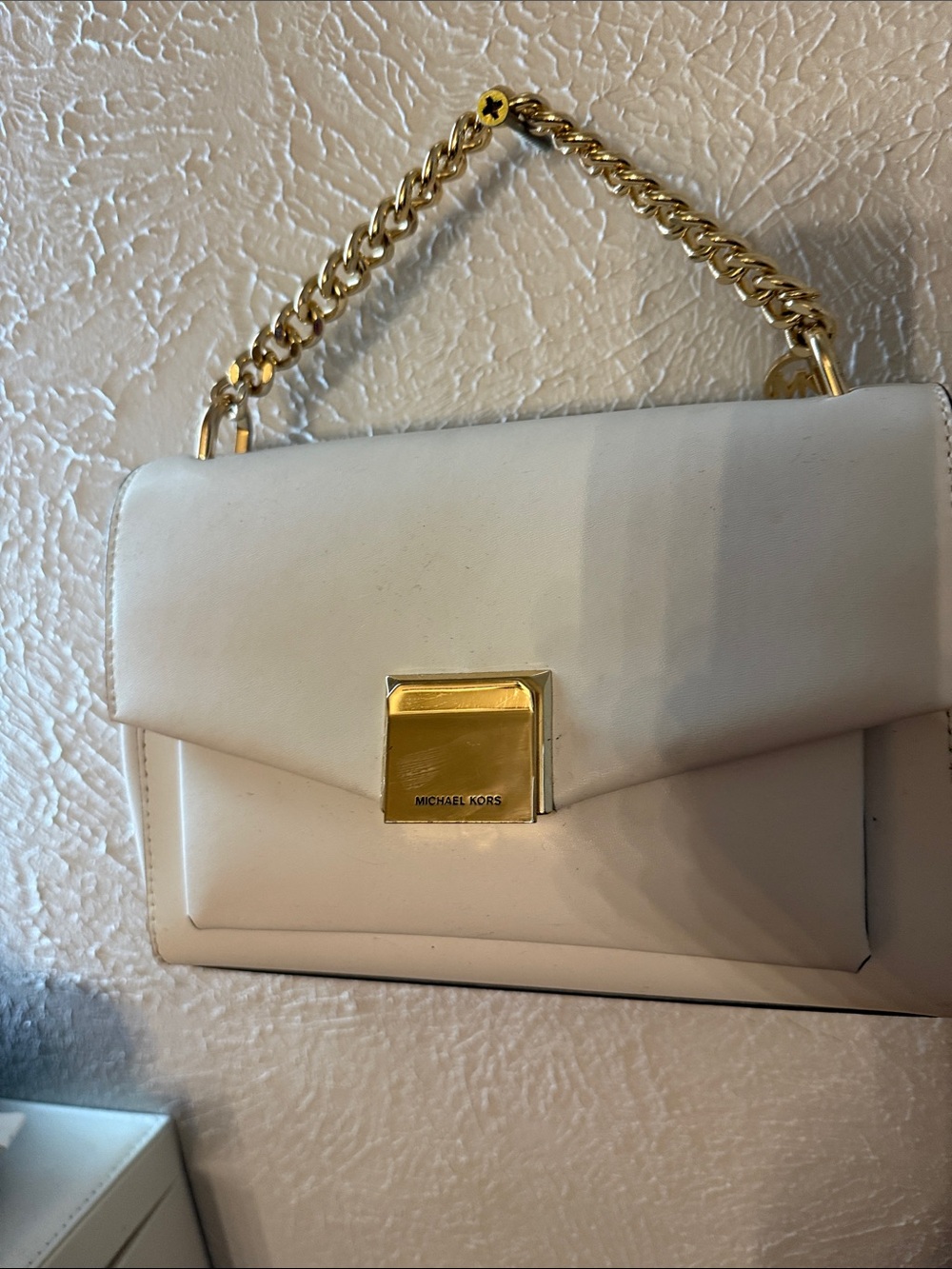 Michael Kors White Leather Shoulder Bag with Gold Chain Accent